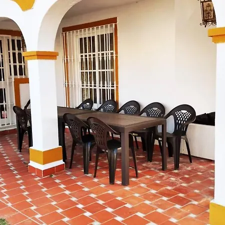 Villa Marina - 5 Min Walk To The Beach, Heated Pool, Spa, 5 Bedrooms *